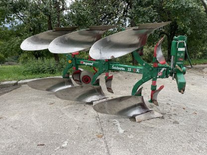 Regent Saturn 35 CX, 3-Schar Drehpflug