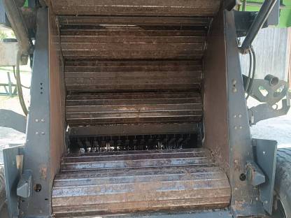 Bild 6:Deutz-Fahr Rundballenpresse Fixmaster 235
