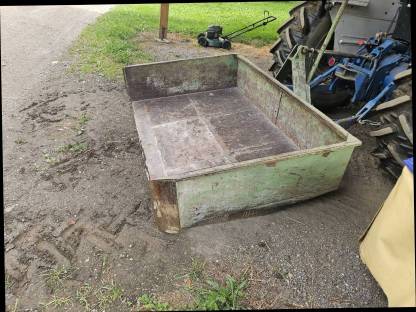 Bild 3:Traktor Heckkiste