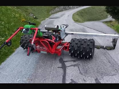 Bild 5:Tecno Motormäher mit Busatis Mähbalken