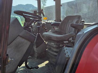 Bild 5:Steyr 9094 mit Frontlader Hauer VX 95