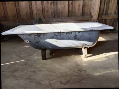 Bild 4:Verkaufe eine alte E-Mail Badewanne