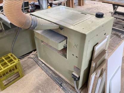 Bild 2:SCM Dickenhobelmaschine