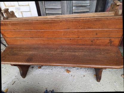 Bild 4:Wirtshausbänke