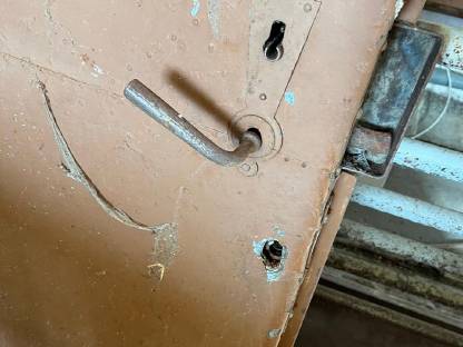 Bild 5:Alte Holztür