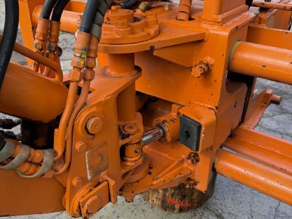 Bild 5:Bagger Toyota Anbaubagger für Kompaktlader oder Traktor