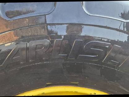 Bild 2:Traktor Reifen