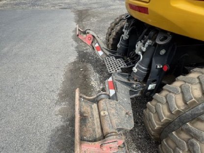 Bild 4:Komatsu PW98MR-10 Mobilbagger Baumaschine