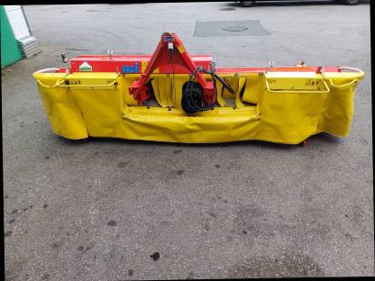 Bild 3:Pöttinger Mähwerk Nova Alpin 266 T