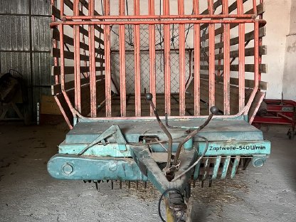 Bild 3:Ladewagen - Hamster Steyr