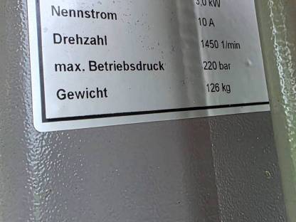 Bild 5:Holzspalter 7 t