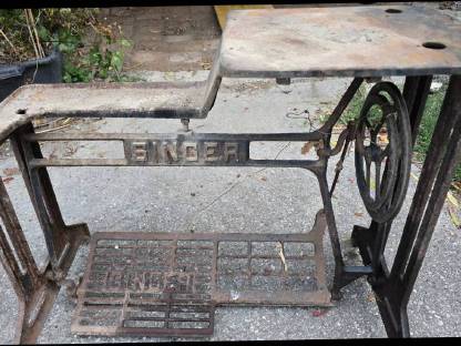 Alte Singer Nähmaschine