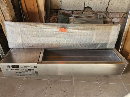 Aufsatzkühlung mit Glasaufbau