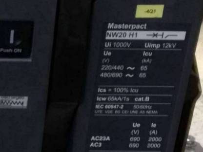 Bild 2:SCHNEIDER Masterpact NW20 H1 Leistungsschalter