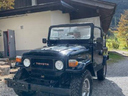 Bild 3:Toyota Landcruiser Oldtimer