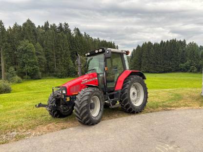 Massey Ferguson 6255