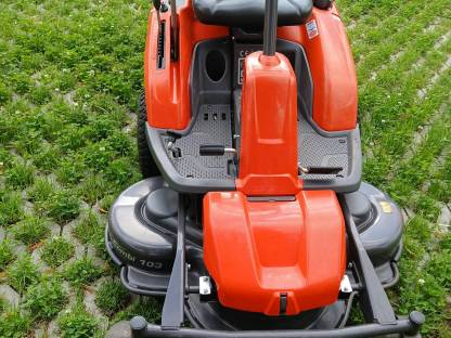 Bild 2:Husqvarna Rider 320 AWD