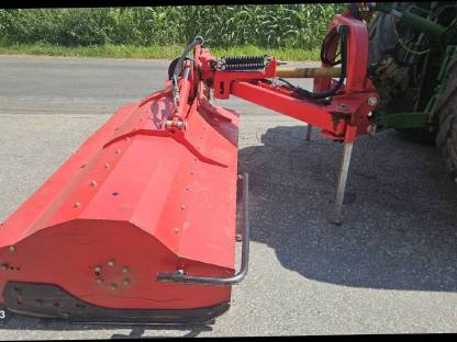 Bild 3:Tehnos Seitenmulcher MB220