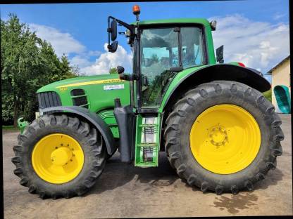 John Deere 7430
