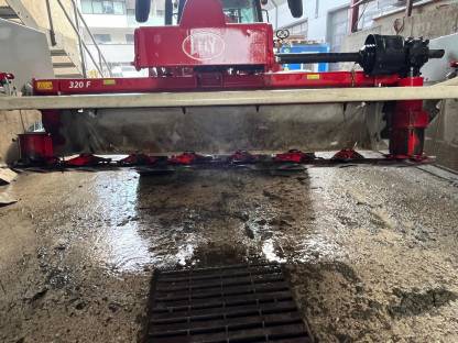 Bild 8:Frontmähwerk Lely Splendimo 320F