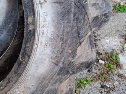 Bild 3:Traktorreifen