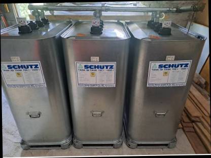 3 x 1.000 l Dieseltanks, Hoftankstelle, Heizöltanks