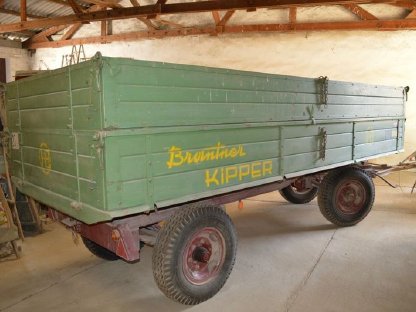Bild 4:Brantner Kipper 5 t