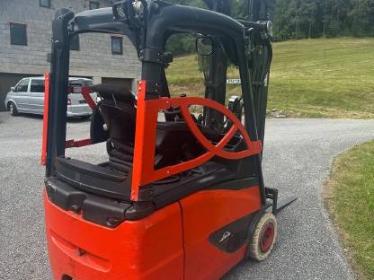 Bild 3:Elektrostapler Linde E16 EVO