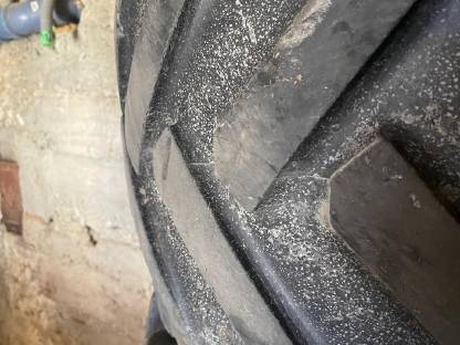 Bild 3:Reifen zu Muli 425/55-17