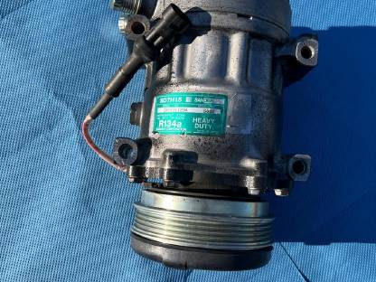 Bild 2:Klimakompressor AC Modell 6092