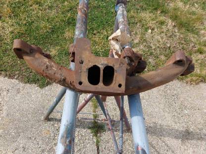 Bild 2:Abgaskrümmer für Ford Traktor 7610, 7710