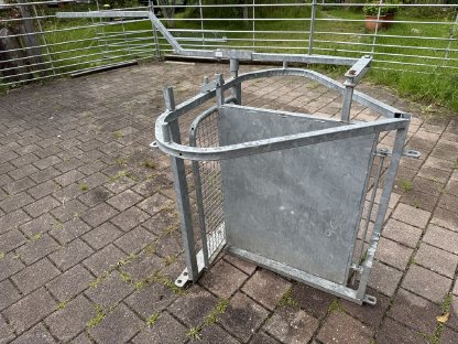 Bild 2:Schafe: 2-Wege-Stop-Sortiertor (Patura)