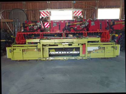 Bild 3:CLAAS C540 Klappschneidwerk