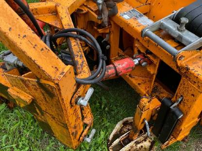 Bild 5:Kahlbacher DS240 Schneepflug