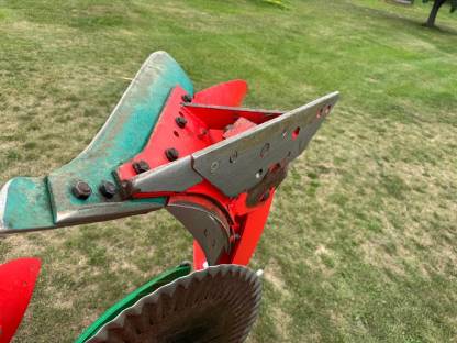 Bild 6:Pflug Agro Masz PO4