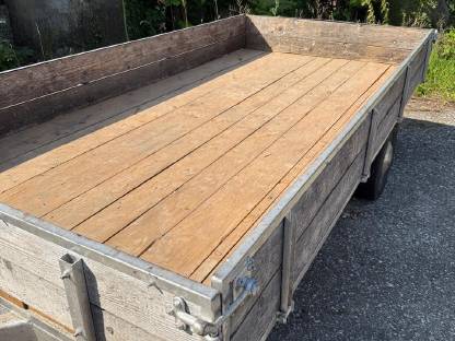 Bild 7:Traktoranhänger 10 km/h