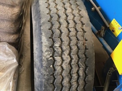 LKW-Reifen 385-65x22,5