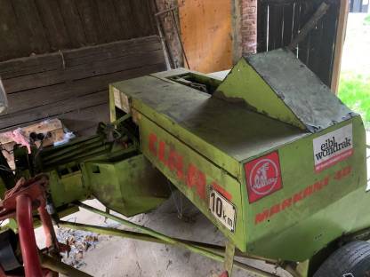 Bild 2:Kleinballenpresse Claas Markant 40