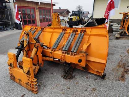 Bild 5:Schneepflug Hydrac UIII 320