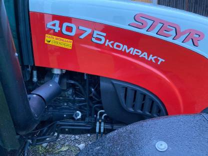 Bild 4:Steyr 4075 KOMPAKT - nur 590 Bstd.