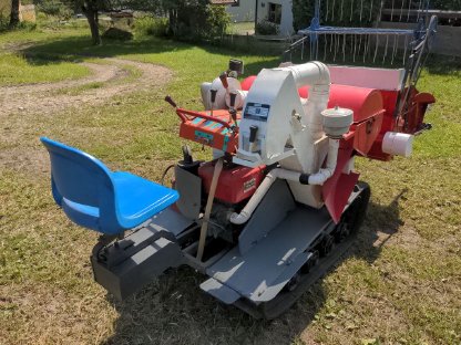 Bild 5:Mähdrescher, Parzellendrescher TGRM