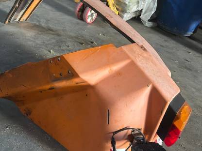 Bild 4:Steyr 9000 Serie Kotflügel hinten