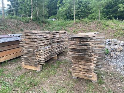 Bild 8:Bergahorn Pfosten