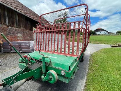 Bild 2:Ladewagen Steyr Hamster 802