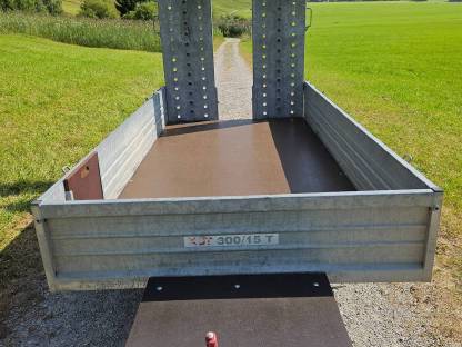 Bild 8:Pongratz Anhänger KGT 300/15