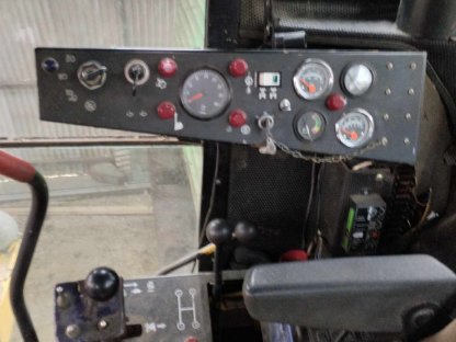 Bild 4:Feldhäcksler new holland 2305