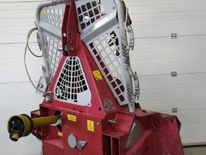 Bild 2:Tajfun EGV 65 AHK mit Funk, hydr. Seilausstoß