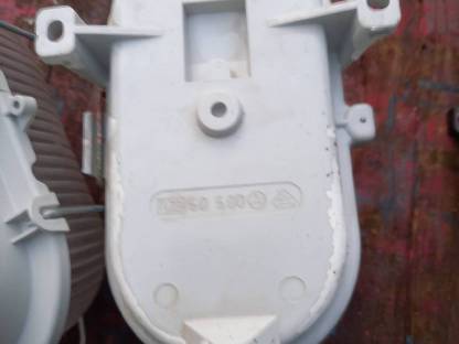 Bild 3:3 Kellerlampen