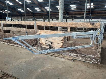 Bild 2:Teleskop-Hubschranke