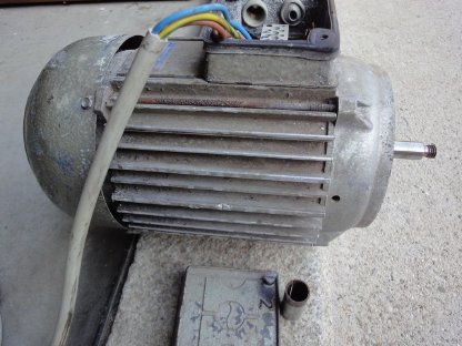 Bild 2:Elektromotor 220/380 V